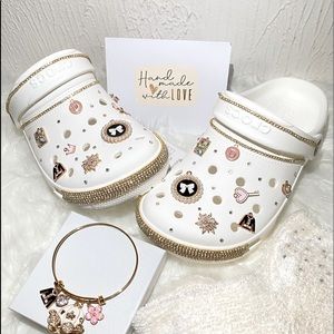 Handmade Crocs for spring and summer seasons.